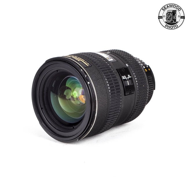 Nikon ED AF-S Nikkor 28-70mm f/2.8 D GOOD+