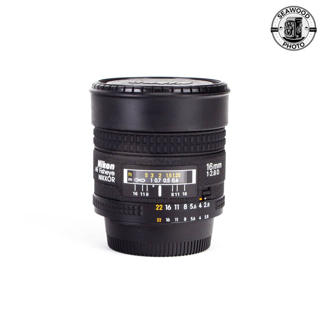 Nikon AF Fisheye Nikkor 16mm f/2.8D GOOD+