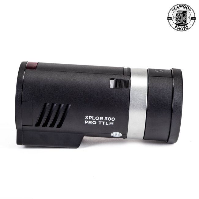 Flashpoint Godox Xplor 300 Pro TTL R2 Flash with Protector and Case LIKE NEW