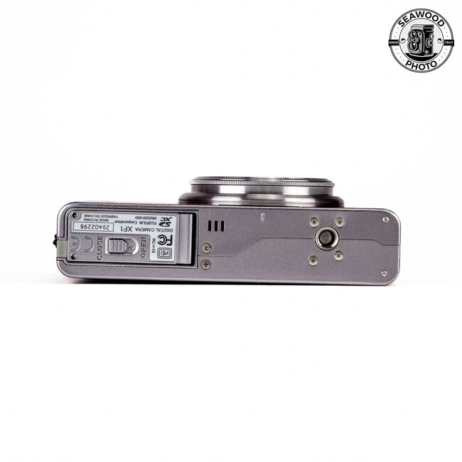 Fujifilm XF1 Digital Camera Lens Error FOR PARTS