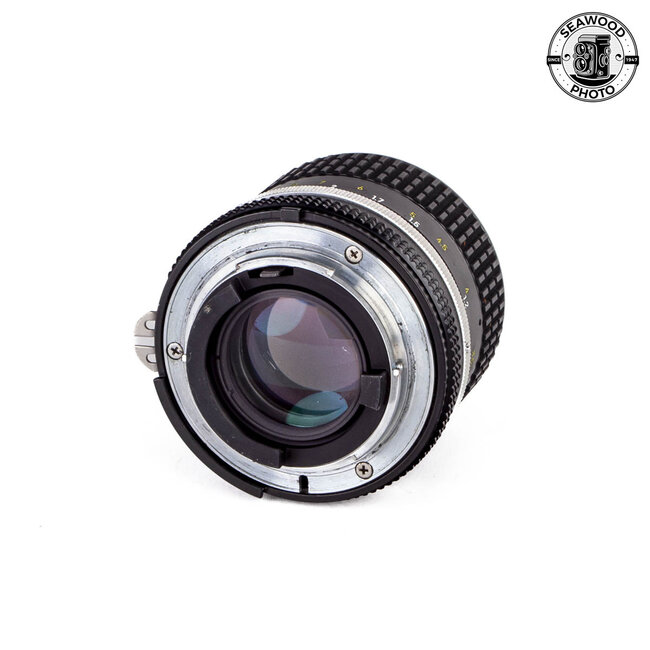 Nikon 85mm f/2 AI EXCELLENT