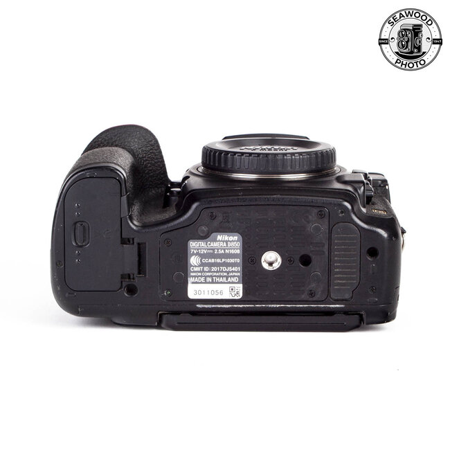 Nikon D850 45.7MP FX Body Only GOOD