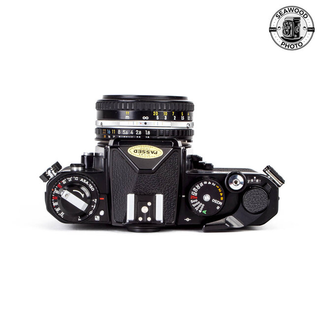 Nikon FE2 w/ Series E 50mm f/1.8 Ai-S GOOD+