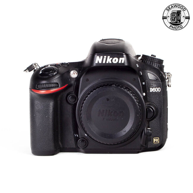 Nikon D600 24.3 MP FX Body Only GOOD