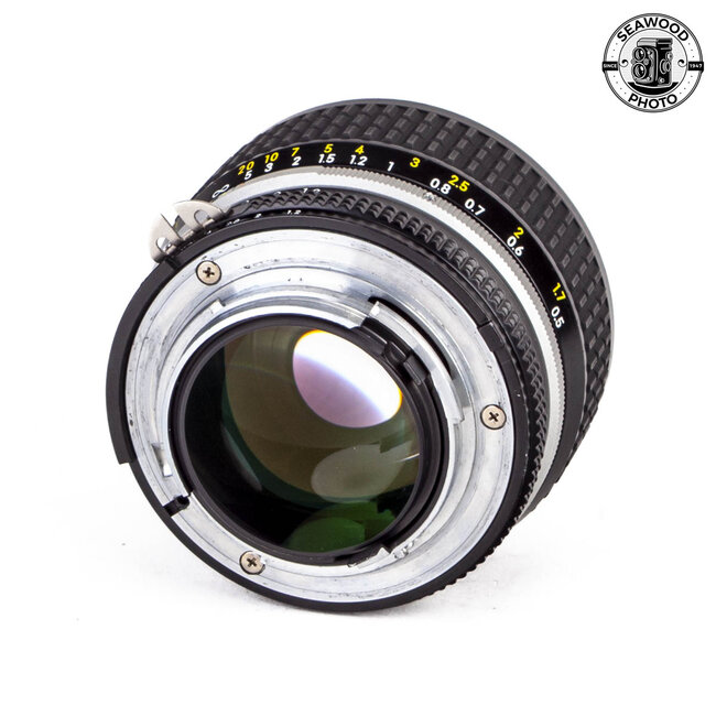 Nikon 50mm f/1.2 Ai-S EXCELLENT