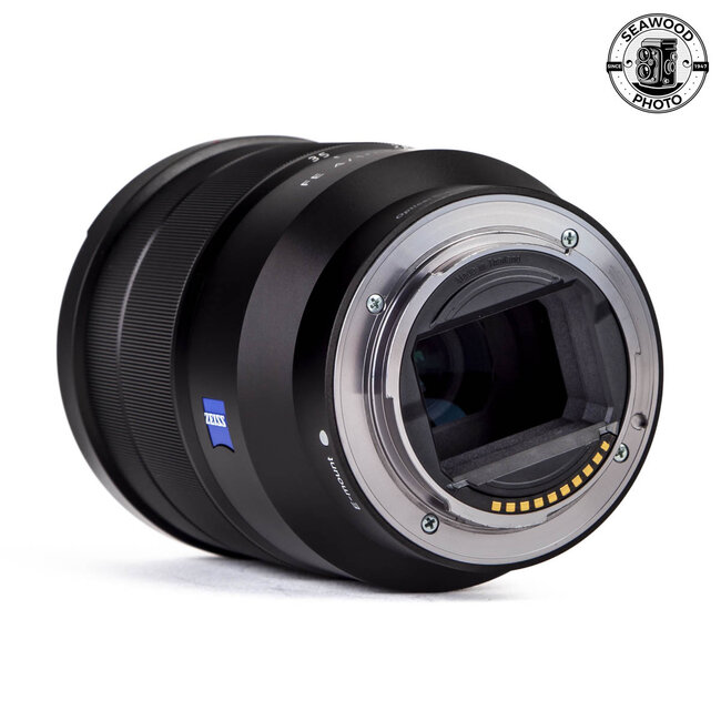 Sony Vario-Tessar T* FE 16-35mm f/4 ZA OSS EXCELLENT