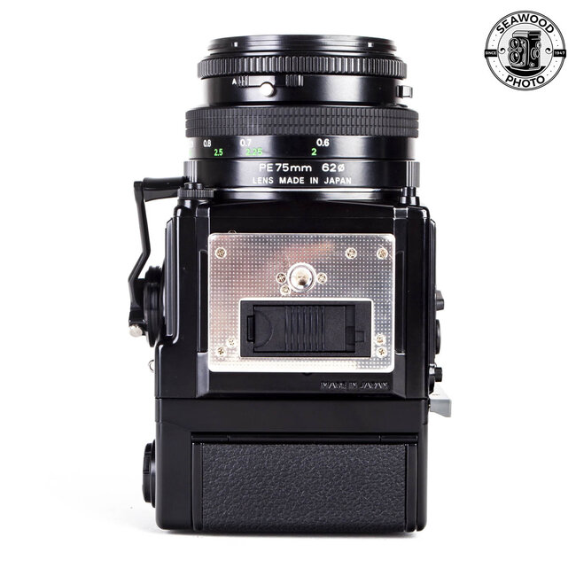 Bronica ETRSi 645 Camera w/75mm f/2.8 Zenzanon, AE Prism, WLF EXCELLENT
