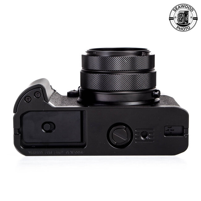 Fujifilm GFX 100 RF 102MP w/Fixed 35mm f4 GOOD+