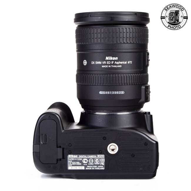 Nikon D3200 24.2mp w/Nikkor AF-S 18-200mm ED Low Shutter Ct EXCELLENT