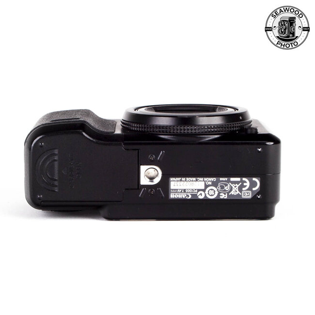 Canon G10 14.7mp w/New Batteries and Charger  GOOD+