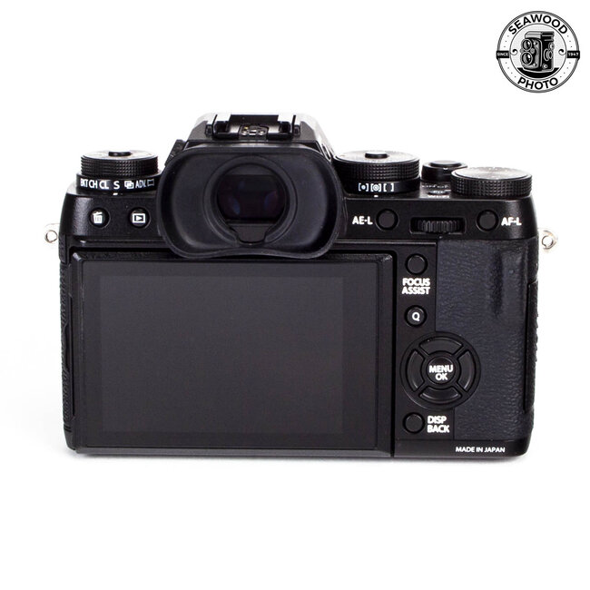 Fujifilm X-T1 16.3mp w/18-55mm XF Zoom, Flash, Grip EXCELLENT