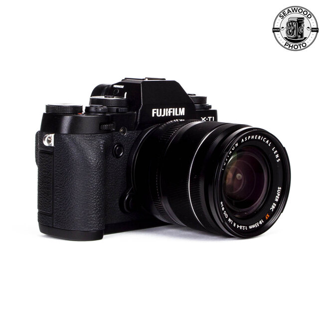Fujifilm X-T1 16.3mp w/18-55mm XF Zoom, Flash, Grip EXCELLENT