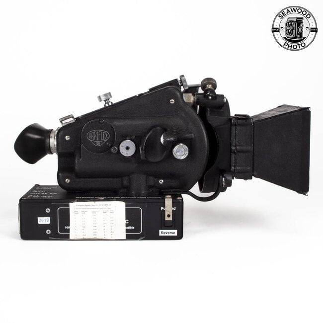 Arriflex IIB w/TCS Crystal Sync Motor 3 Magazines + Extras GOOD
