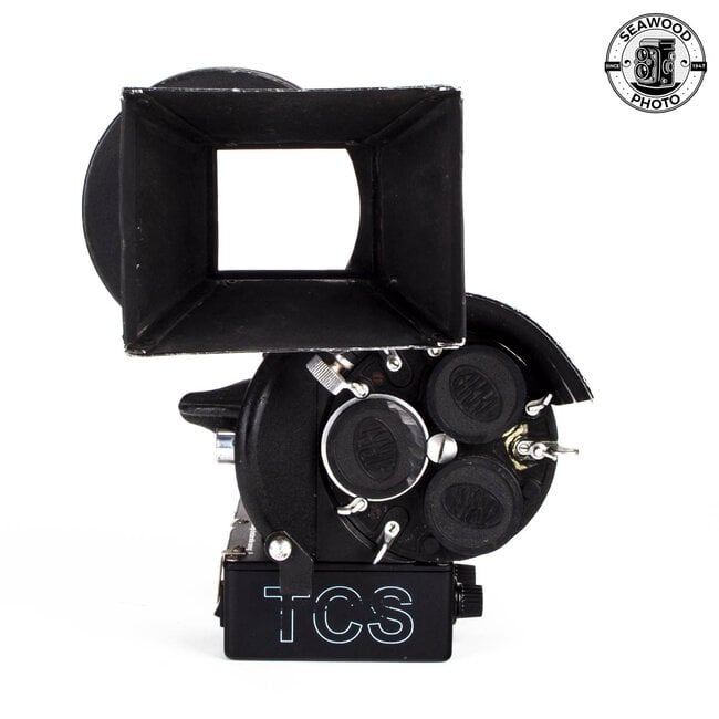 Arriflex IIB w/TCS Crystal Sync Motor 3 Magazines + Extras GOOD