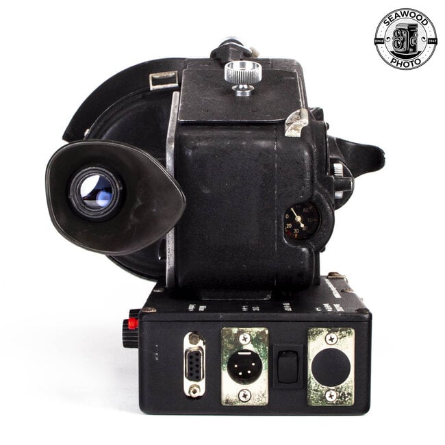 Arriflex IIB w/TCS Crystal Sync Motor 3 Magazines + Extras GOOD