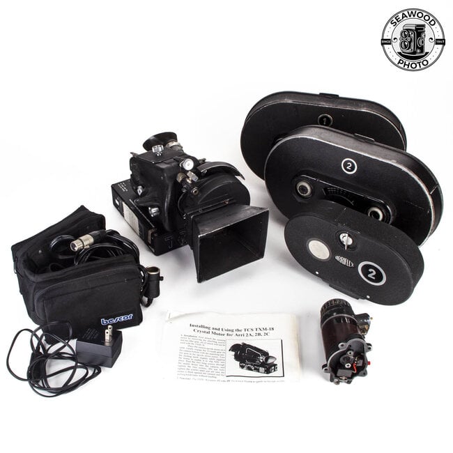 Arriflex IIB w/TCS Crystal Sync Motor 3 Magazines + Extras GOOD