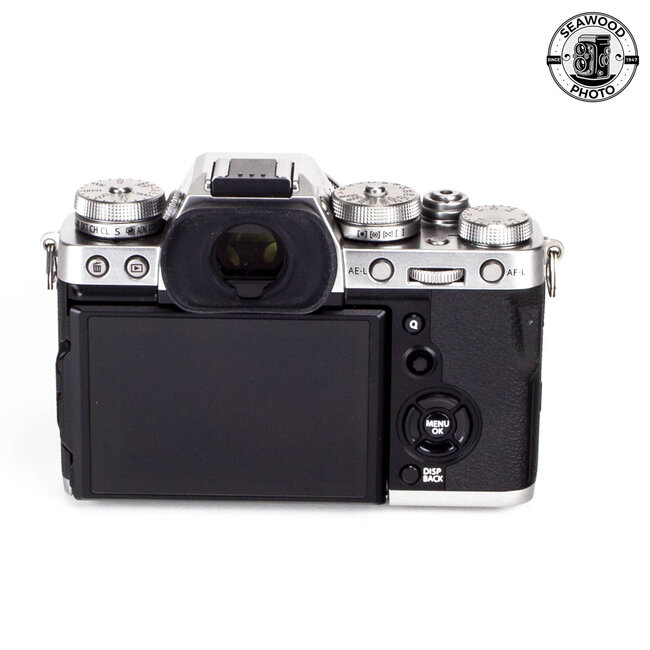 Fujifilm X-T3 26.1mp w/18-55mm Zoom EXCELLENT