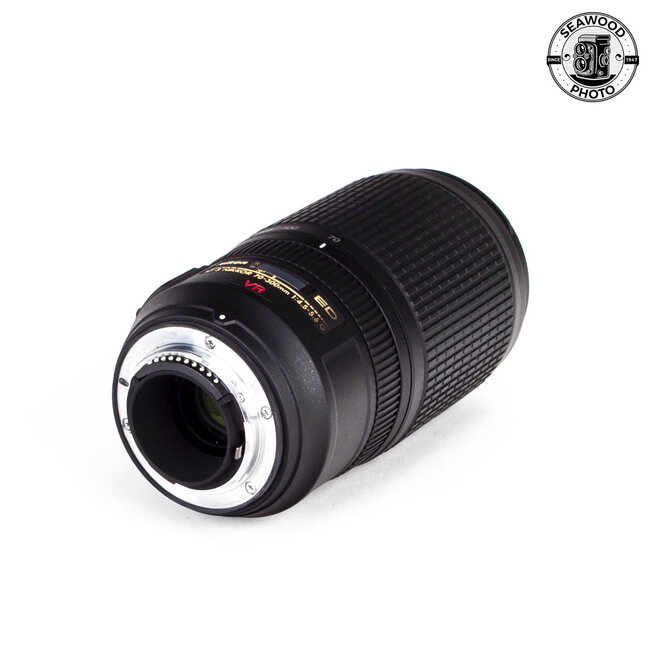Nikon AF-S 70-300mm f/4.5-5.6 G VR EXCELLENT