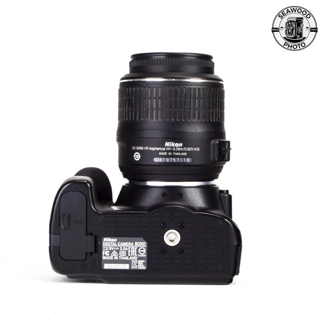 Nikon D3300 24.2mp w/AF-S 18-55mm GOOD+