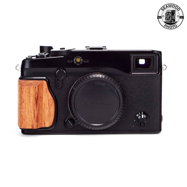 Fujifilm X-Pro 1 16.3MP Body Only GOOD