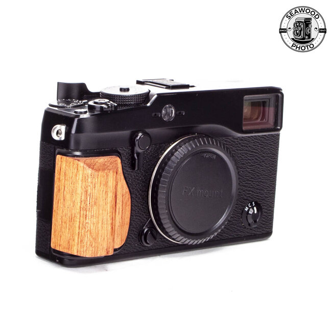 Fujifilm X-Pro 1 16.3MP Body Only GOOD