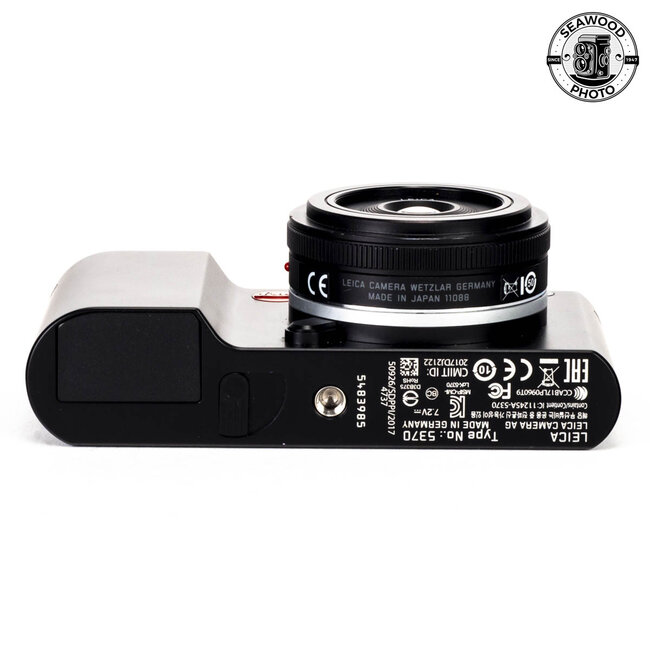 Leica TL2 w/ 18mm f2.8 Elmarit-TL and Accessories