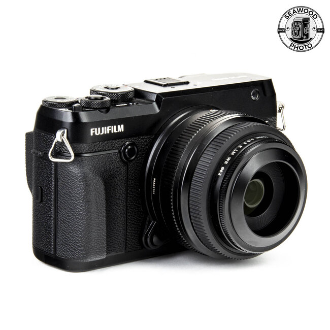 Fujifilm GFX 50R w/50mm f3.5 WR 51.4MP EXCELLENT