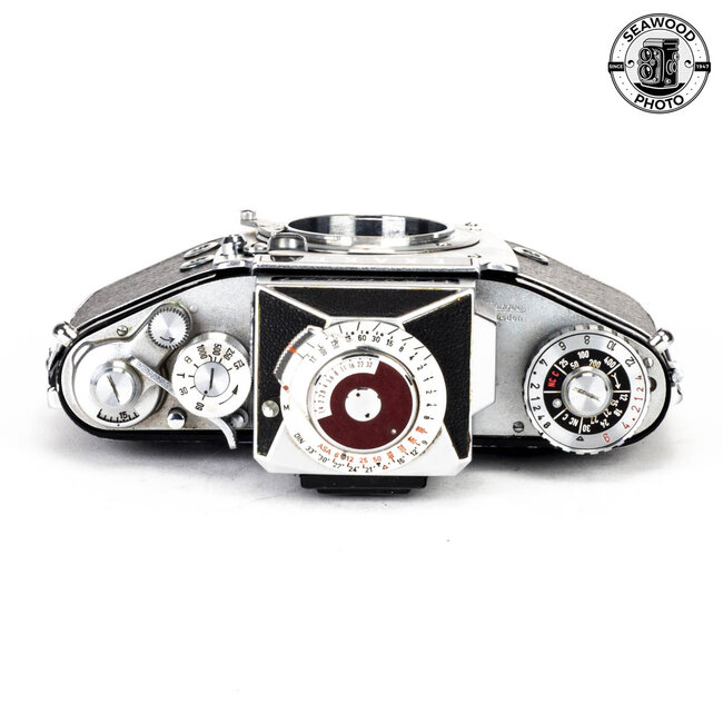 Exakta VX IIb with Trevemat Finder FOR PARTS