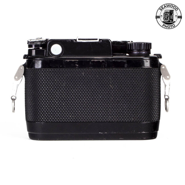 Nikonos III with 28mm f/3.5, 35mm f/2.5, viewfinders and filters kit GOOD