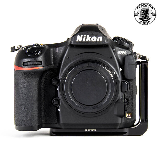 Nikon D850 45.7MP FX Body Only (Low Shutter Count) EXCELLENT