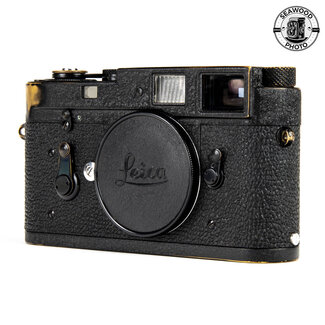 Leica Leica M2 Takahashi Black Re-Paint Body