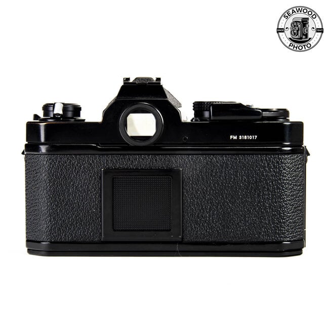Nikon FM (Black) w/ 35mm f/2 Ai GOOD+
