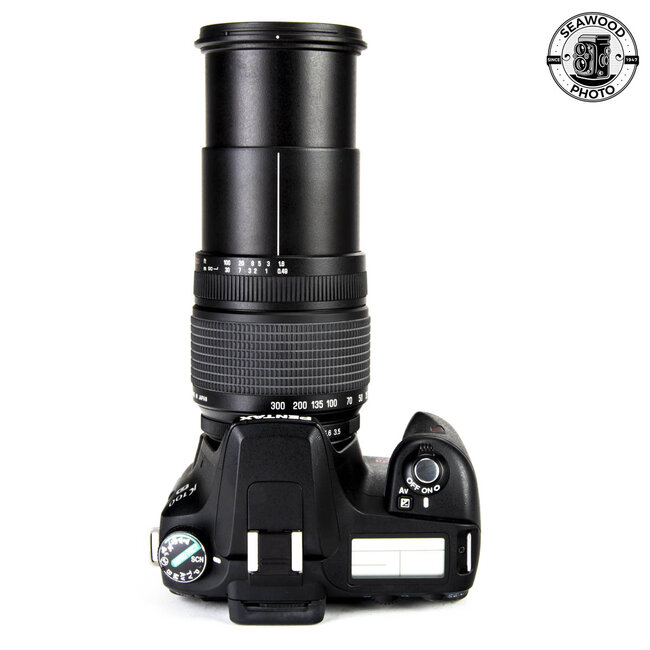 Pentax K100 D 6.1mp w/Promaster 28-300mm Zoom EXCELLENT