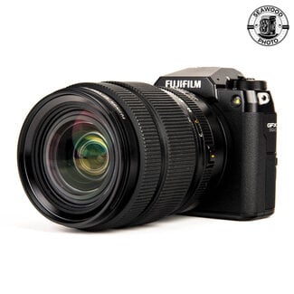 Fujifilm Fujifilm GFX 50S II 51.4MP w/ GF 32-64mm f/4 R LM GOOD+