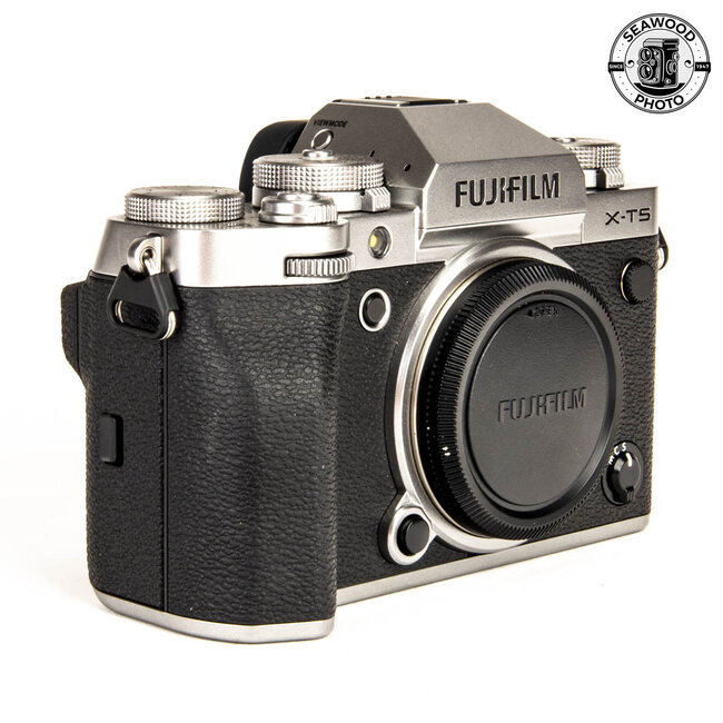 Fujifilm X-T5 (Silver) Body Only EXCELLENT