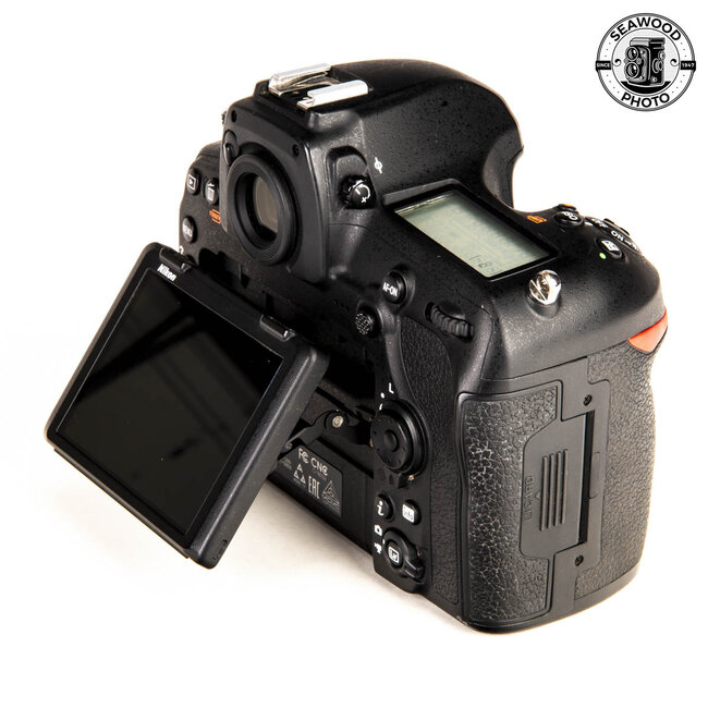 Nikon D850 45.7MP FX Body Only EXCELLENT