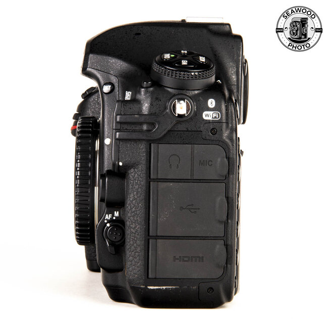 Nikon D850 45.7MP FX Body Only EXCELLENT