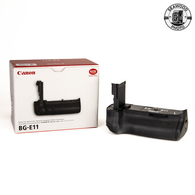 Canon BG-E11 Battery Grip for EOS 5D Mark III, 5DS, & 5DS R LIKE NEW