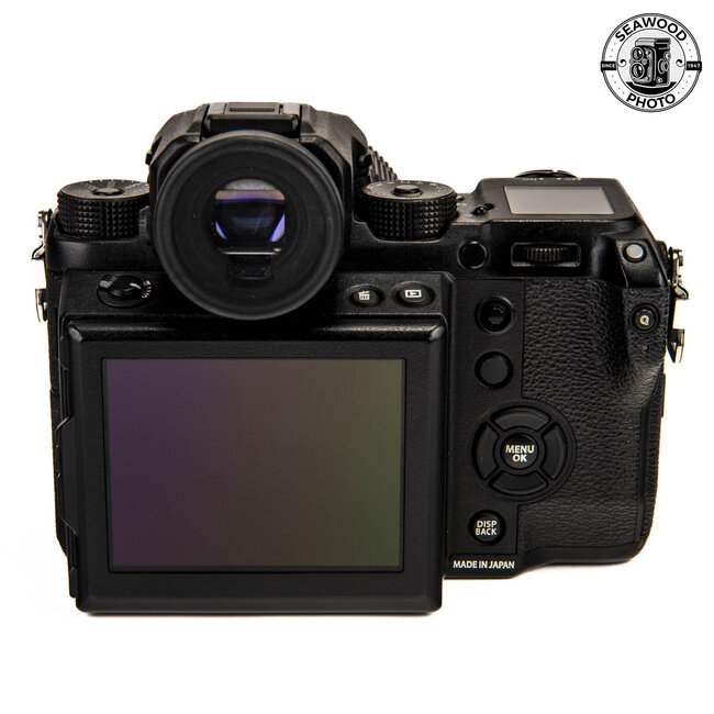 Fujifilm GFX 50S 51.4MP w/ GF 32-64mm f/4 R LM LOW SHUTTER COUNT GOOD+