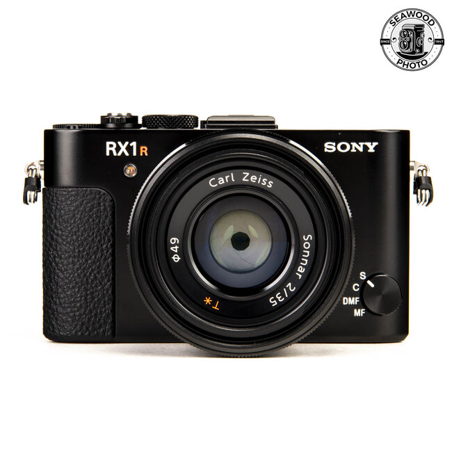 Sony Cyber-Shot RX1R II 42.4MP Full Frame EXCELLENT