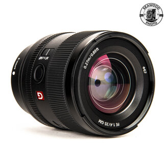 Sony Sony FE 35mm f/1.4 GM  SEL35F14GM EXCELLENT