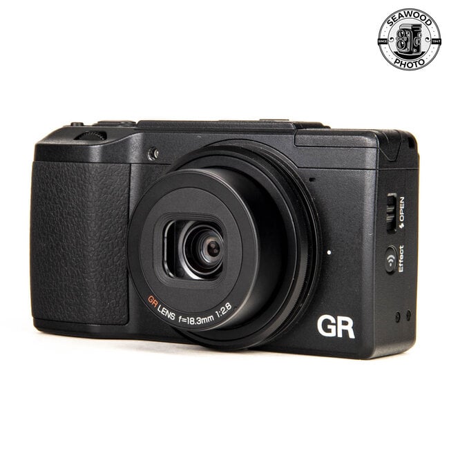 Ricoh GR II 16.2MP w/ 18mm f/2.8 LIKE NEW
