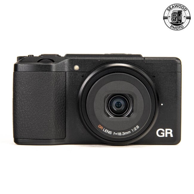 Ricoh GR II 16.2MP w/ 18mm f/2.8 LIKE NEW