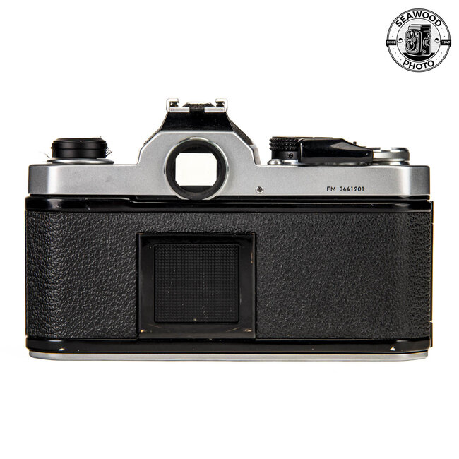 Nikon FM (Chrome) w/ 50mm f/1.8 Ai-S GOOD+