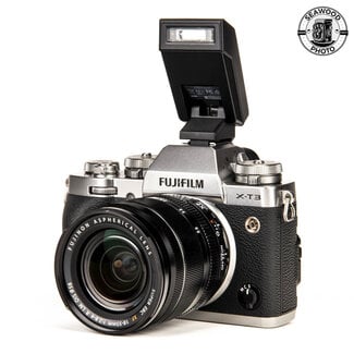 Fujifilm Fujifilm X-T3 w/ XF 18-55mm f/2.8-4 R LM OIS GOOD+