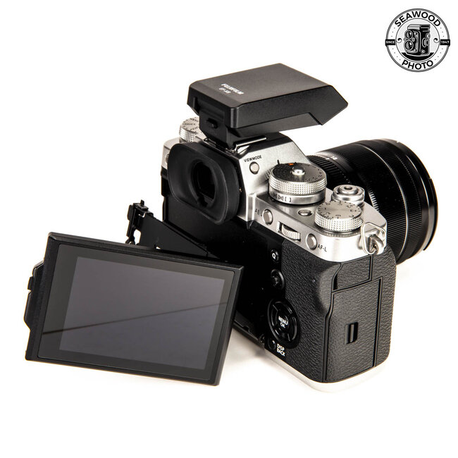 Fujifilm X-T3 w/ XF 18-55mm f/2.8-4 R LM OIS GOOD+