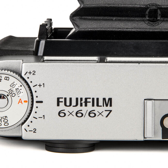 Fujifilm GF670 Professional (Silver) 6x6/6x7 EXCELLENT