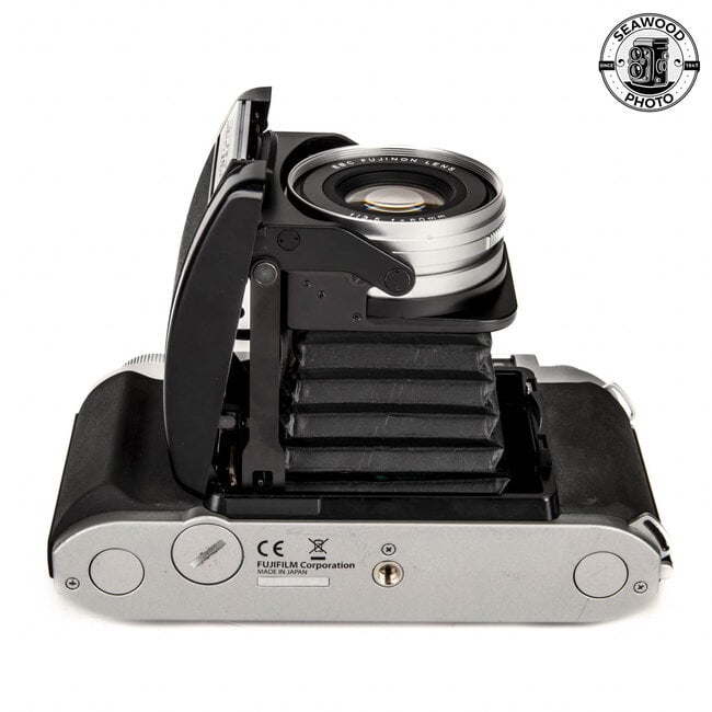 Fujifilm GF670 Professional (Silver) 6x6/6x7 EXCELLENT