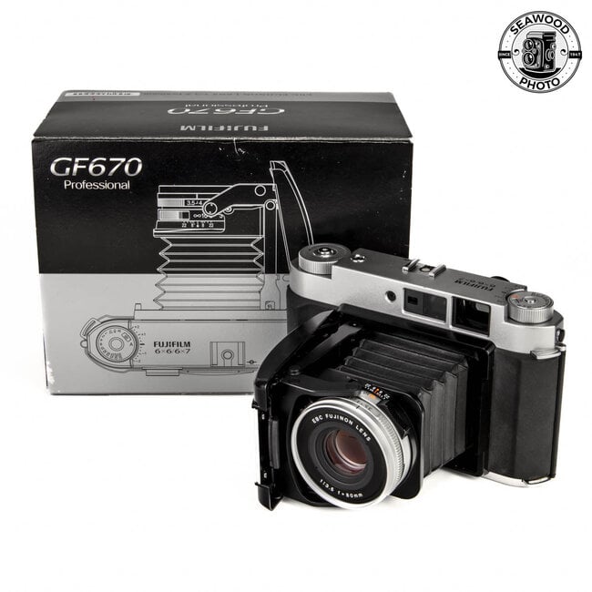 Fujifilm GF670 Professional (Silver) 6x6/6x7 EXCELLENT