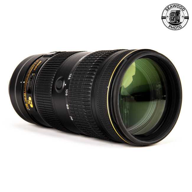 Nikon AF-S Nikkor 70-200mm f/2.8E FL ED VR EXCELLENT